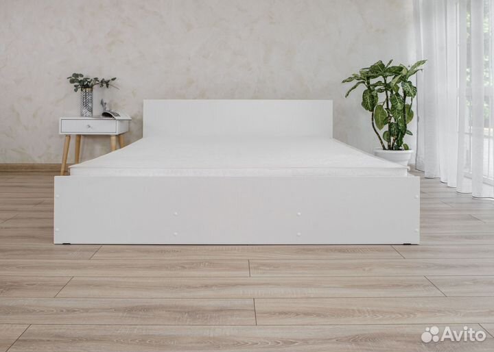 Кровать 180х200 с матрасом