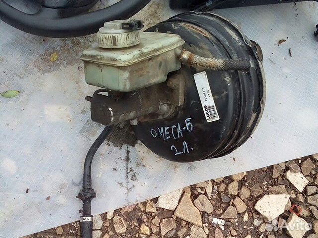 Вакуумный уселитель тормозов Опель Омега Б 2литра