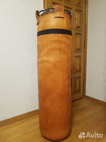 Боксерский неповторимый мешок кожа натур. 50 кг