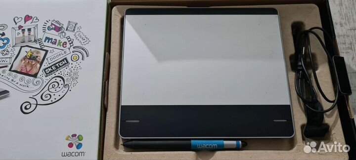 Графический планшет Wacom Intuos Pen & Touch S