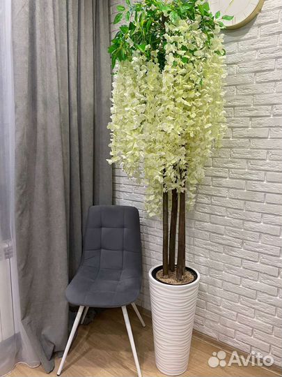 Искусственные деревья в кашпо