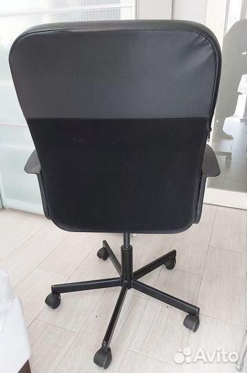 Рабочее кресло IKEA renberget