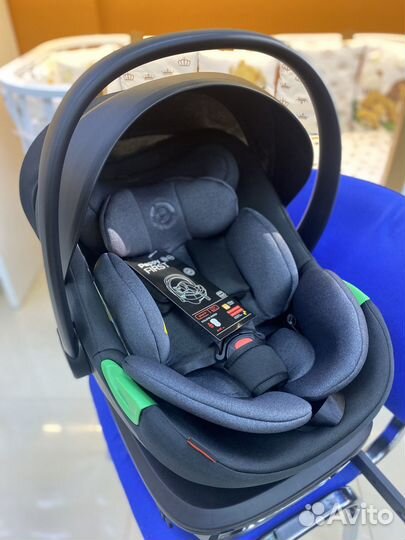 Автокресло Peppy 0+ с базой для колясок 2в1