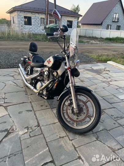 Honda VT1100 Shadow