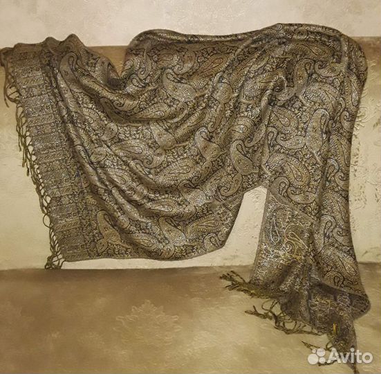 Шарфы и палантины