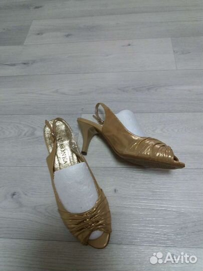Босоножки женские размер 39