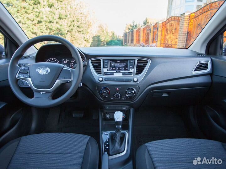 Hyundai Solaris 1.6 AT, 2022, 5 300 км