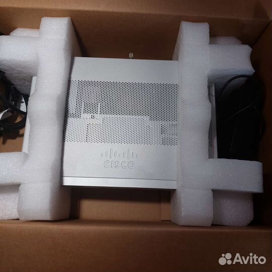 Маршрутизатор Cisco C1111-8plteea