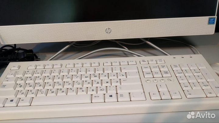Моноблок HP 24 all-in-one24f0113ur