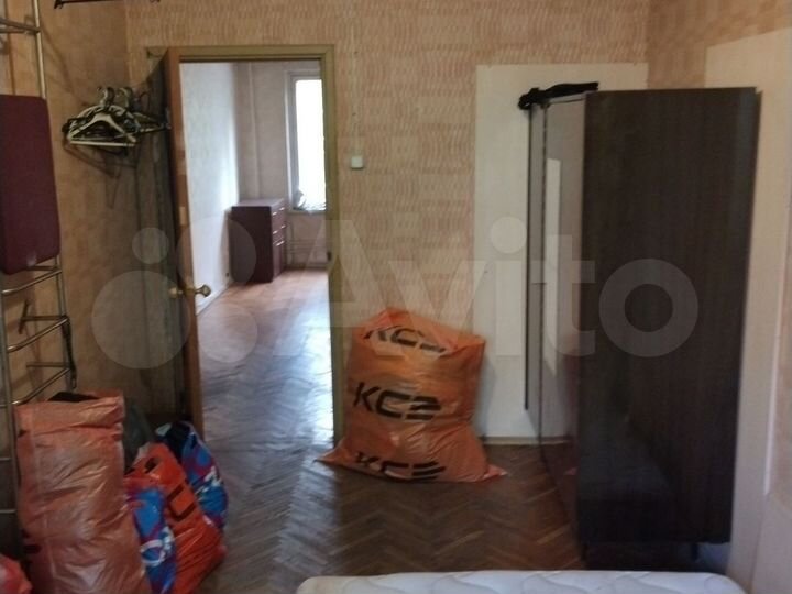 Комната 16 м² в 3-к., 3/9 эт.