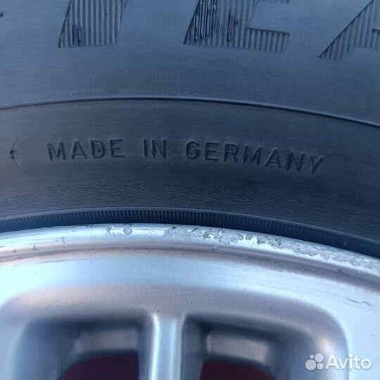 Goodyear Ultra Grip Ice Arctic 2 SUV 215/65 R16 98T