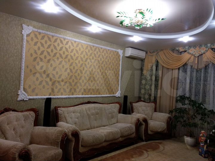 3-к. квартира, 70 м², 4/10 эт.