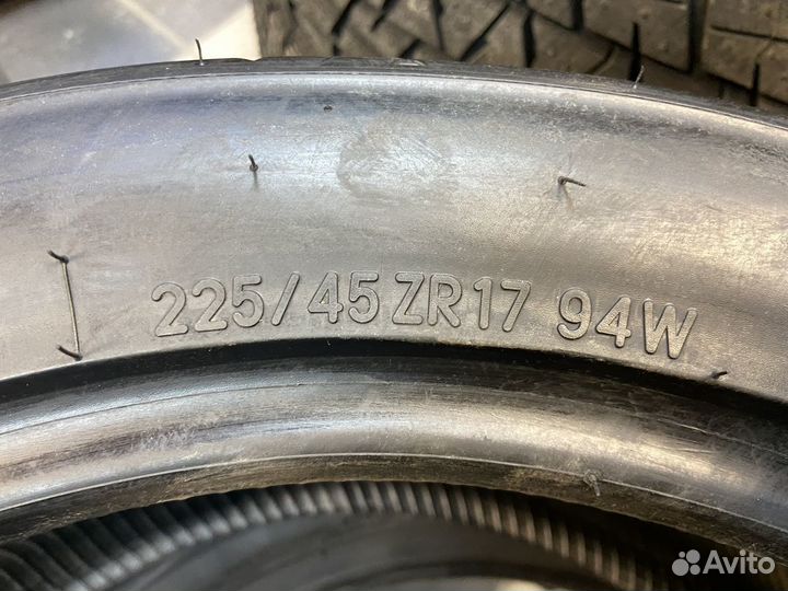 Toyo Proxes R888 225/45 R17