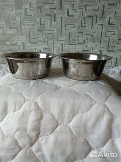 Посуда для кормления животных