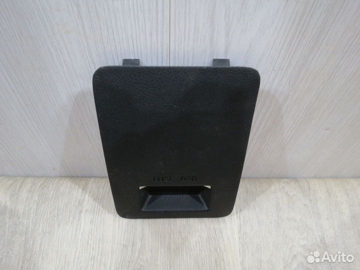 Крышка блока предохранителей Kia Optima 3