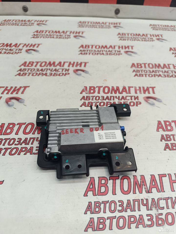 Блок видео регистратора Zeekr 001