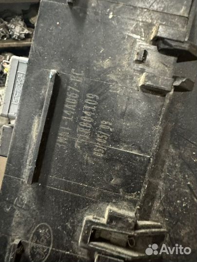 Блок предохранителей Ford Focus