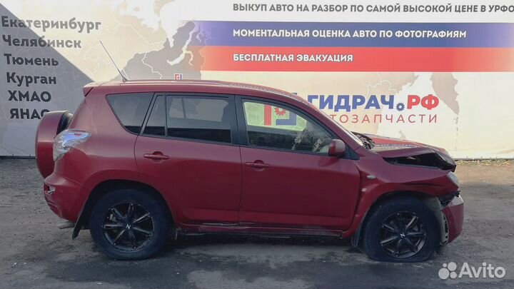 Фара правая Toyota RAV4 (XA30) 81130-42311