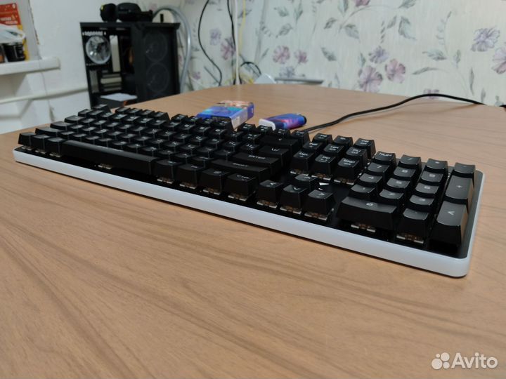 Механическая клавиатура ZET Gaming spektrum