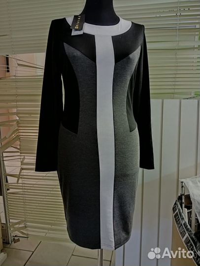 Платье трикотажное женское офисное р 44-46