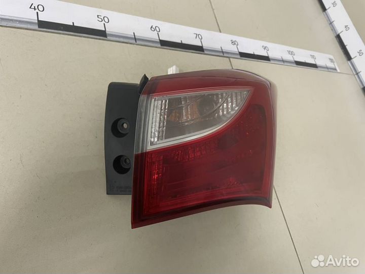 Фонарь задний наружный правый Hyundai i30 GD 2012