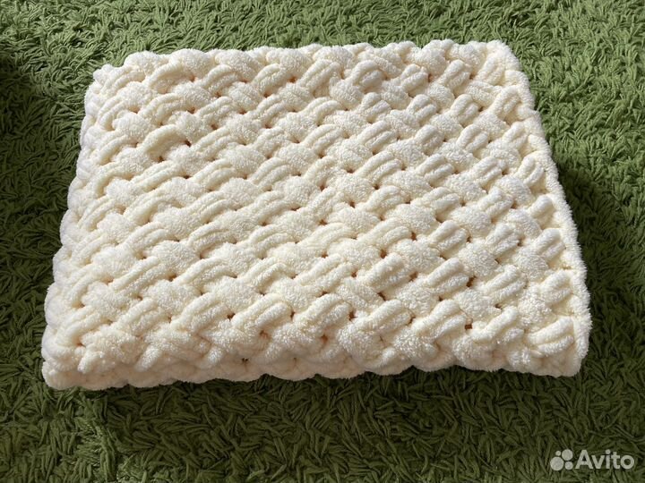 Плед детский вязаный ручная работа