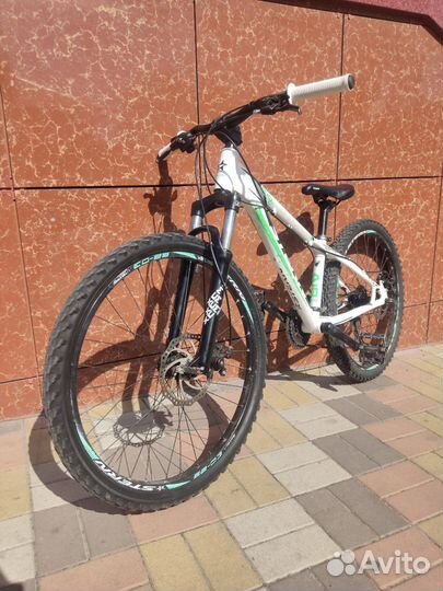Велосипед горный стрит дерт Stern air 1.0