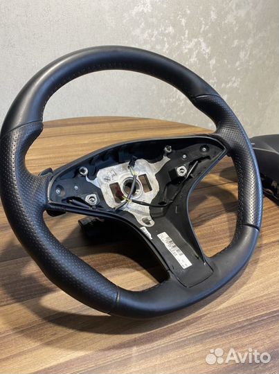 Руль Mercedes E w212 / C w204