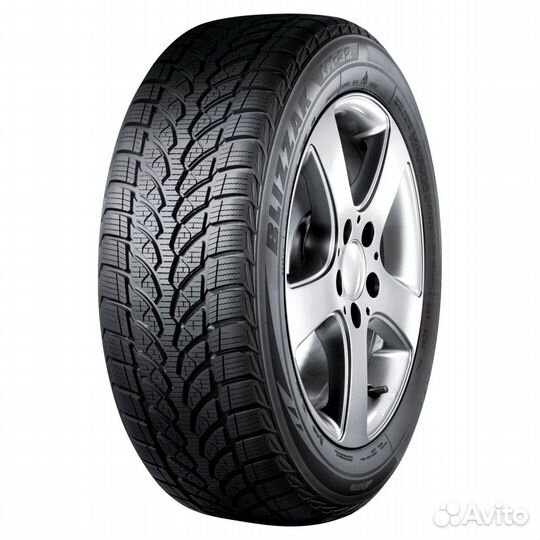 Bridgestone Blizzak LM-32 255/40 R18 99V