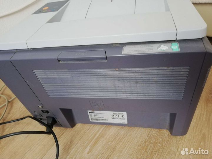 Принтер Samsung CLP 300 лазерный цветной