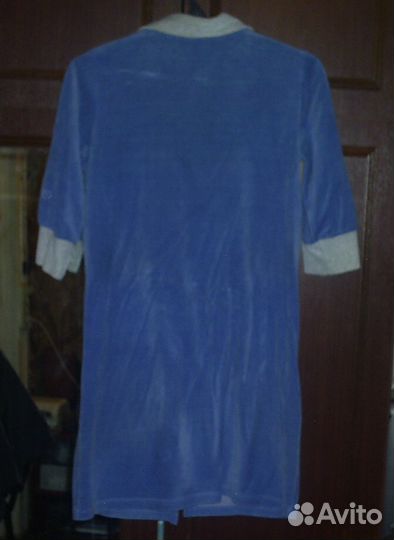 Халат женский на молнии р. 46 б/у