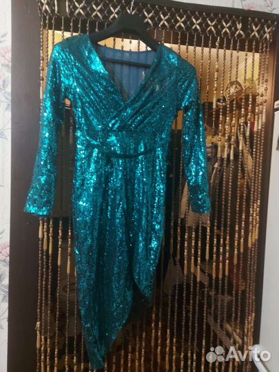 Вечернее платье