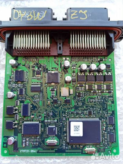 Блок управления двигателем