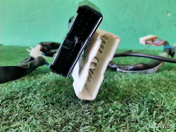 Жгут проводки торпедо Subaru Forester SG/S11 2003