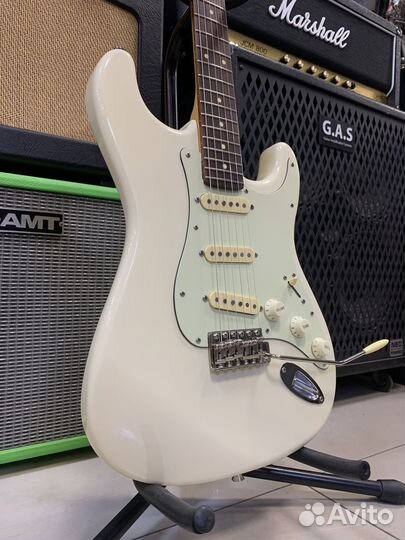 Электрогитара Grass Roots G-SE-42R Stratocaster