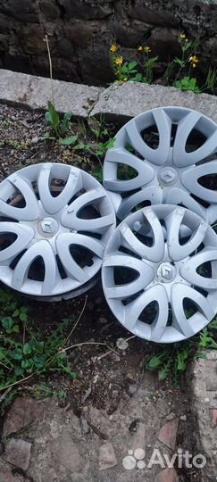Колпаки на колеса разные оригинал