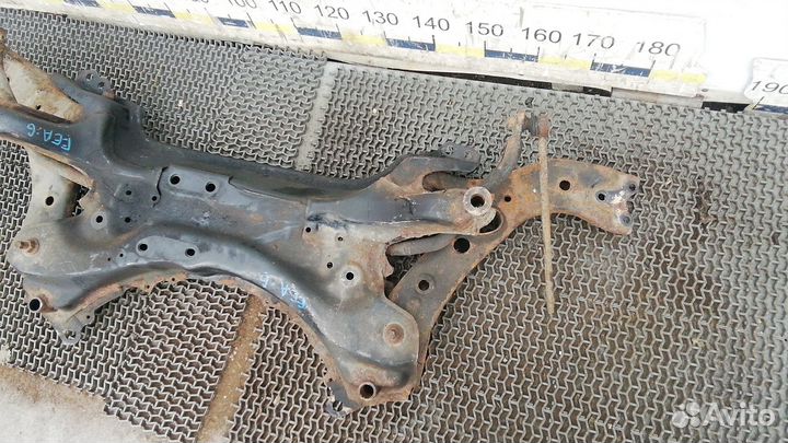 Б/У Б/У Балка подвески передняя 5120142071 toyota