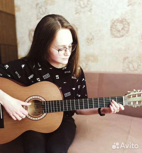 Уроки игры на гитаре (онлайн)