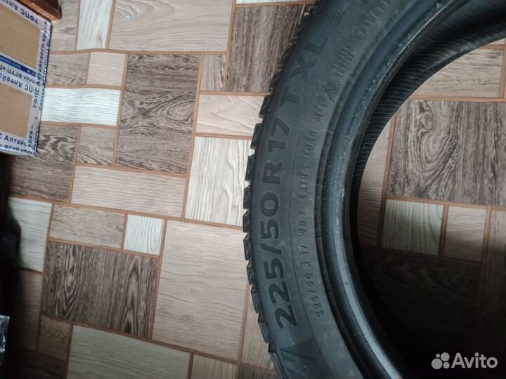 Continental IceContact 2 225/50 R17 98B