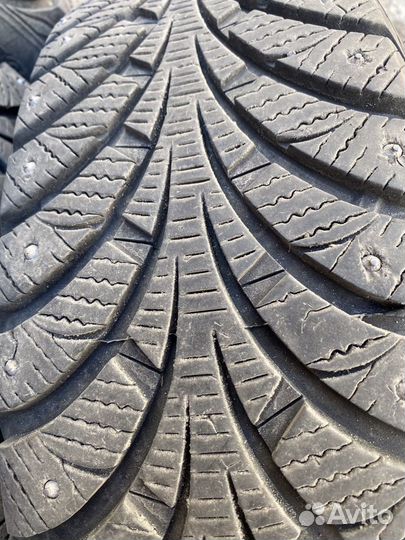 R15 Kia RiO Hyundai Solaris