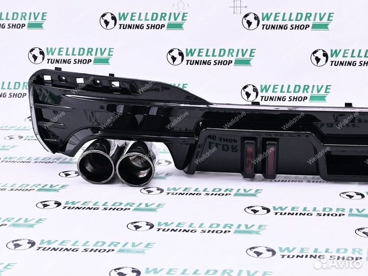 Диффузор BMW 5 G30 M5 Competition насадки 80M