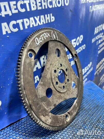 Маховик Opel Astra H купе Z18XER 2007