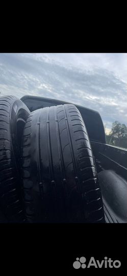 Continental ContiPremiumContact 2 215/60 R17 96