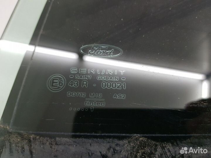 Стекло двери заднее левое (Ford Mondeo)