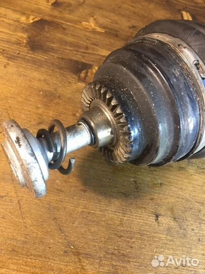 Привод передний правый Bmw X1 E84 N20B20 2012