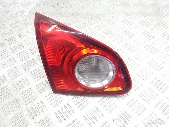 89071063 Фонарь крышки багажника левый Nissan Qas