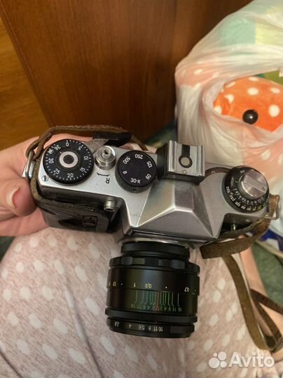 Плёночный фотоаппарат Зенит