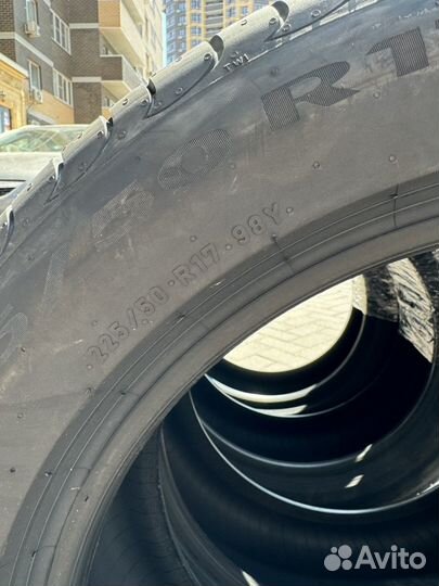 Pirelli Powergy 225/50 R17