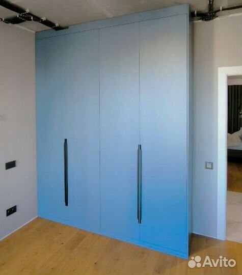 Шкаф распашной на заказ от производителя