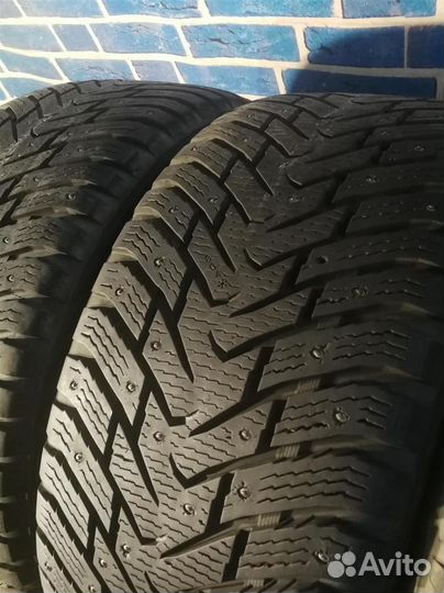 Nokian Tyres Hakkapeliitta 8 SUV 275/40 R21 107T
